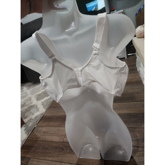 NWT 40DDD Bali Satin Tracings 3562 Minimizer Bra White Underwire Full Coverage - Picture 5 of 10